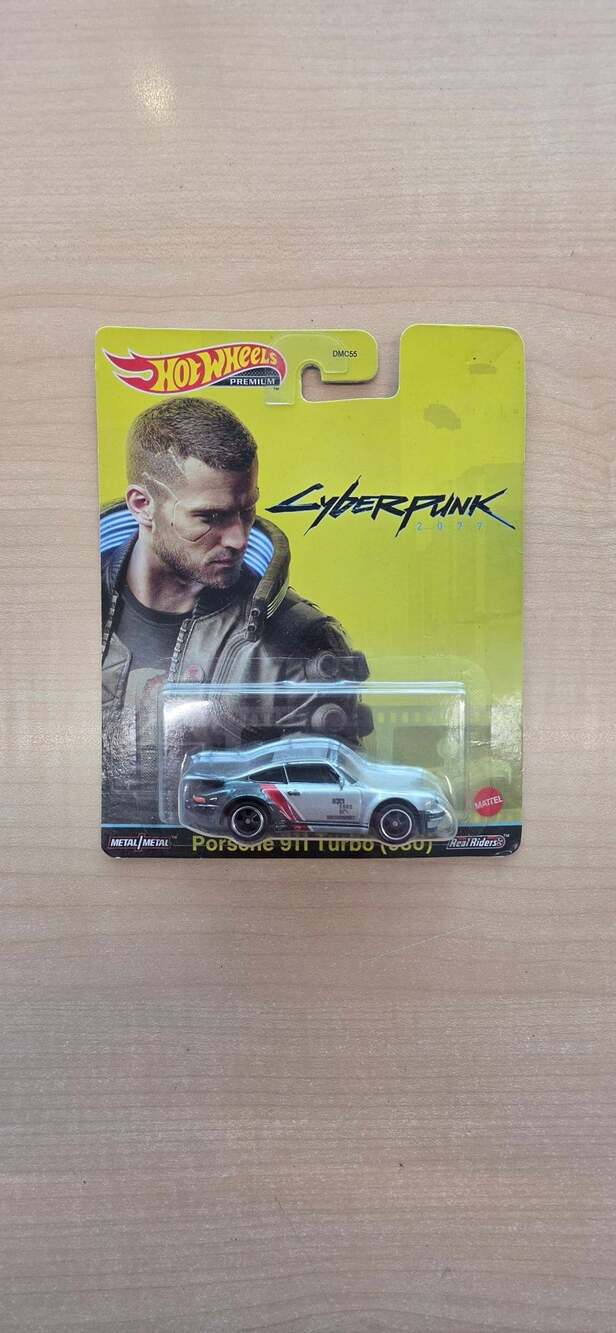 Hot Wheels Premium Cyberpunk 2077 Porsche 911 Turbo 930